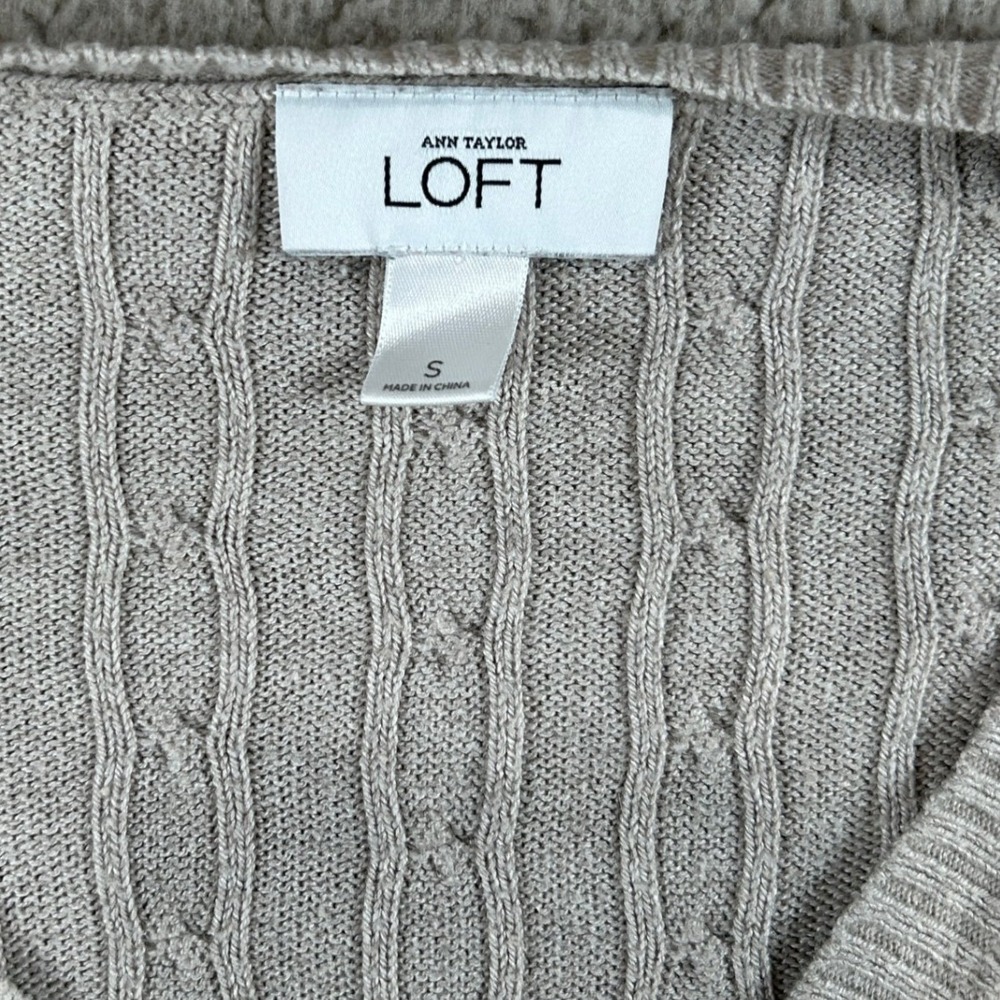 LOFT Ann Taylor Cable Knit V Neck Sweater Tan Long Sleeve Women's Size S - Picture 2 of 9